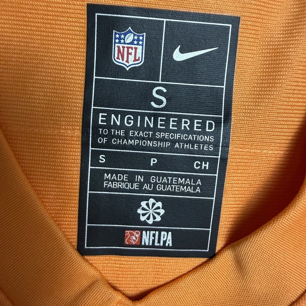 NWT Nike Mike Evans Tampa Bay Buccaneers NFL Orange Creamsicle Jersey Womens Sm.